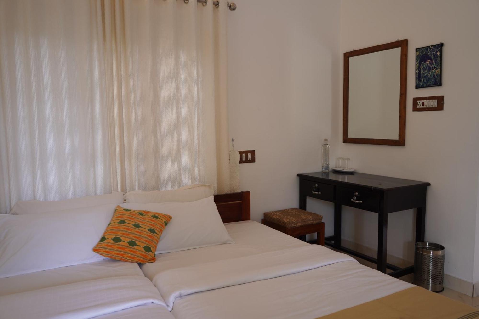 Oriole Homestay Thekkady Exterior photo