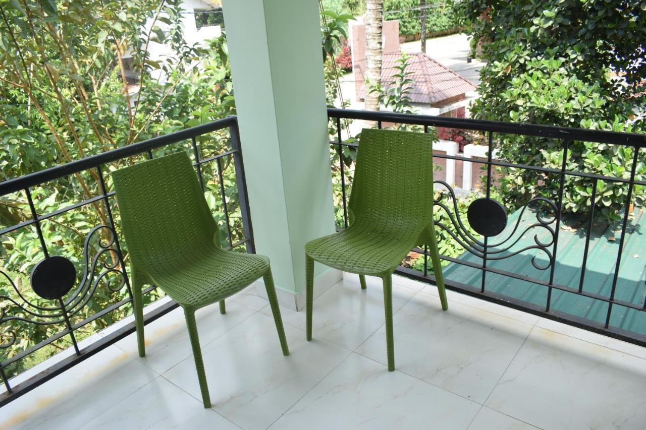 Oriole Homestay Thekkady Exterior photo